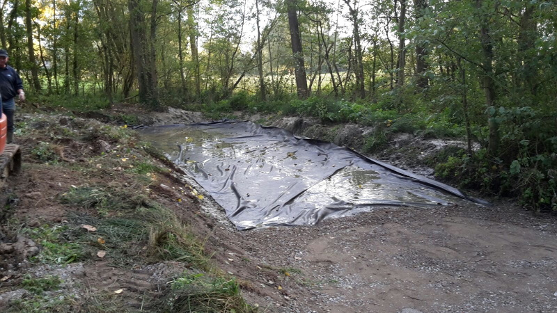  crosshindernissen Waterbak aangelegd in België, bij Kris Vervaecke