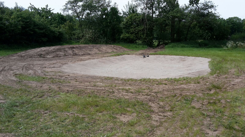 crosshindernissen aanleg waterbak aerdenhout